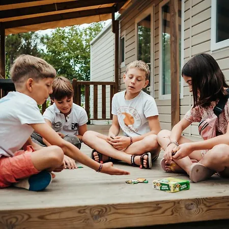 Mobil-home Xxl 4 - La Colline Parque de Campismo Virton